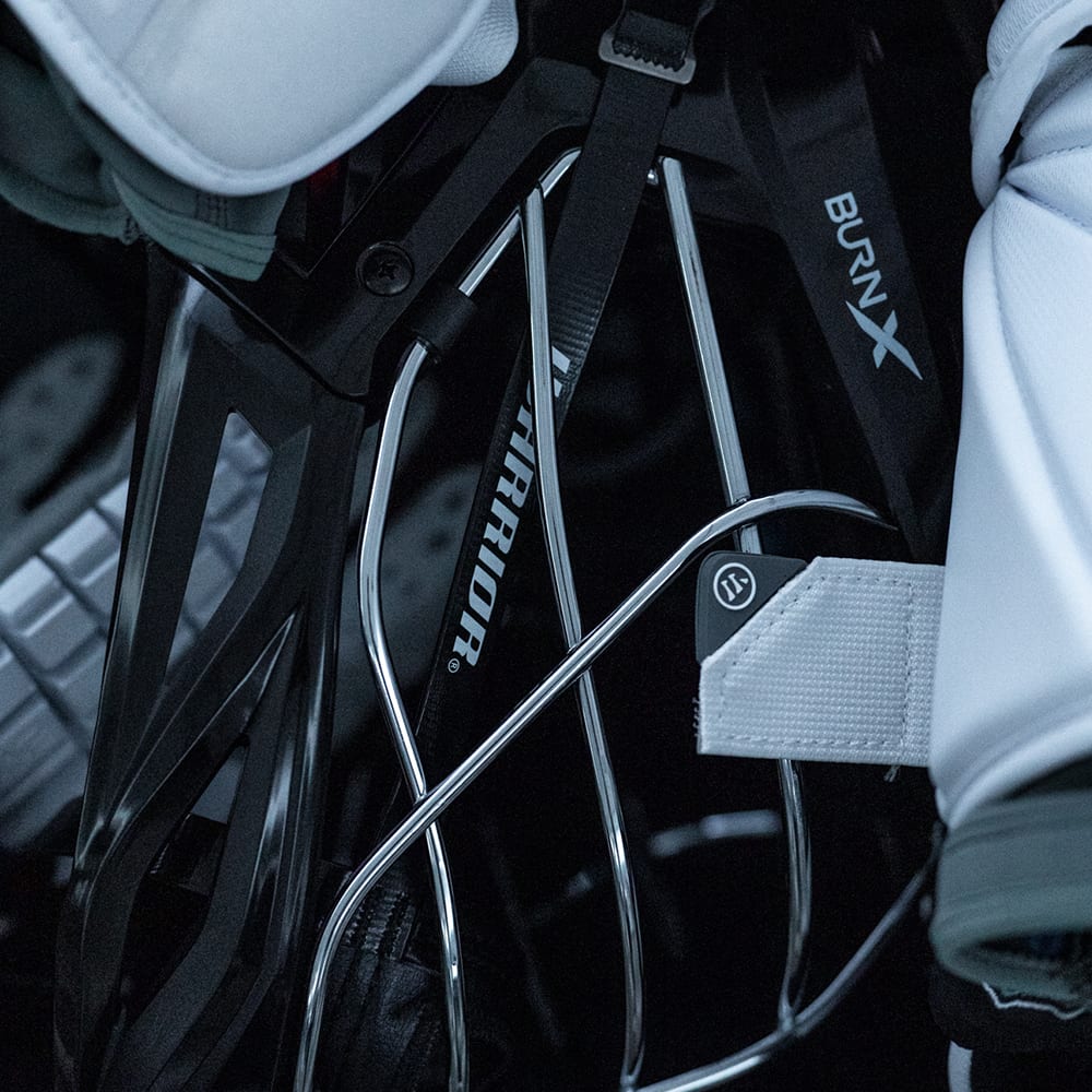 Lax helmets cage
